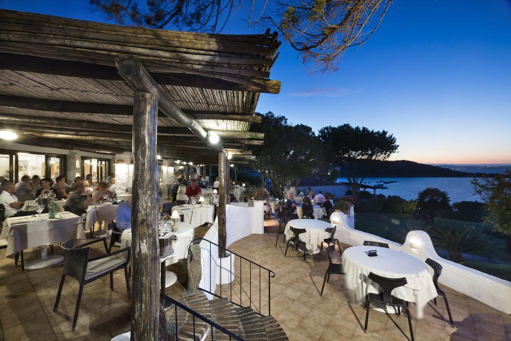 Hotel La Bisaccia Baja Sardinia Exterior foto