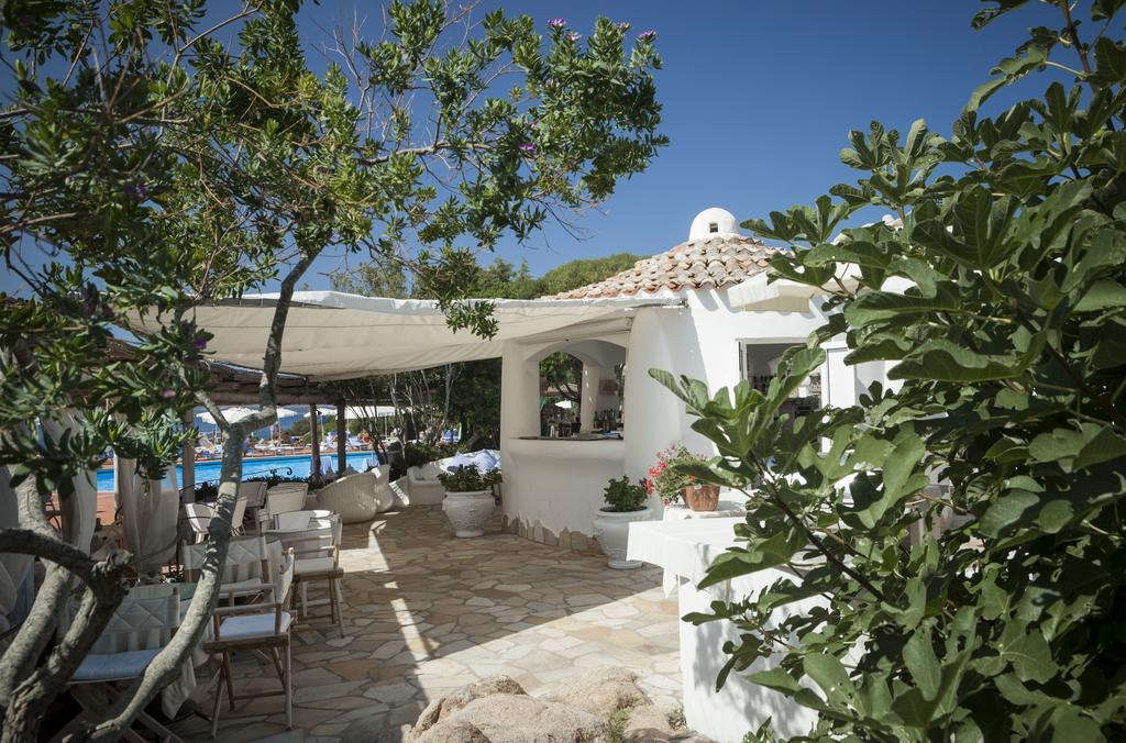 Hotel La Bisaccia Baja Sardinia Exterior foto